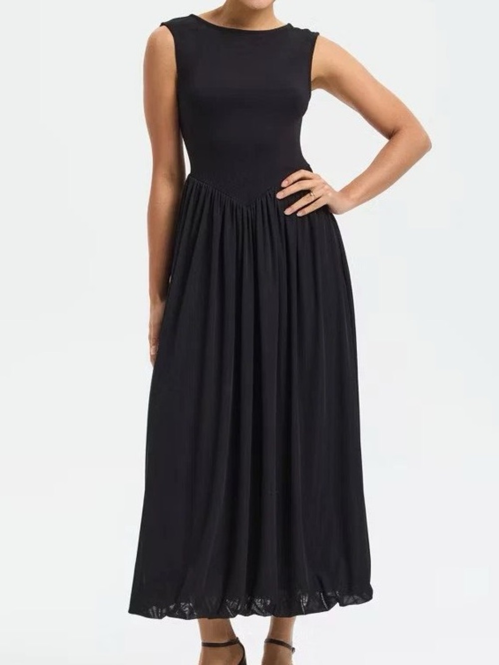 Classic Black Sleeveless Maxi Dress with Gathered Skirt